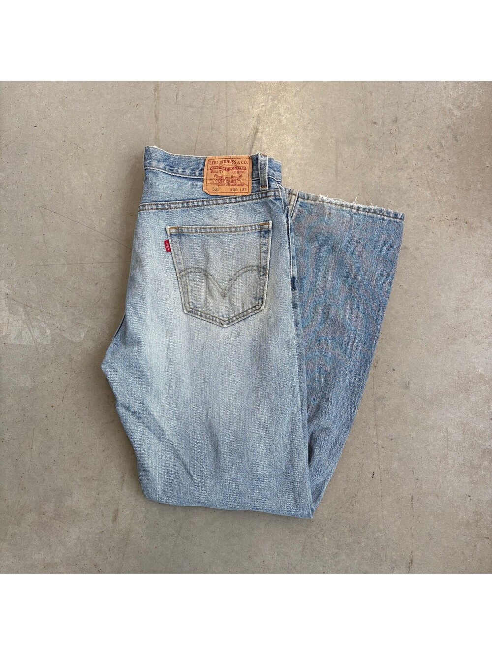 Vintage 2000s Levi's 505 Light Wash Jeans Size 36